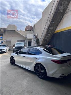 تۆیۆتا کامری